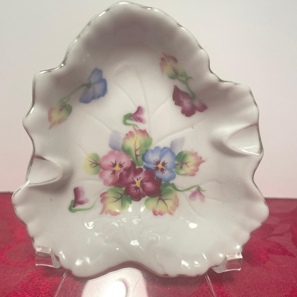 Vintage MT Meiko Porcelain Hand Painted Ashtray Florals Leaf Shape Made in Japan
